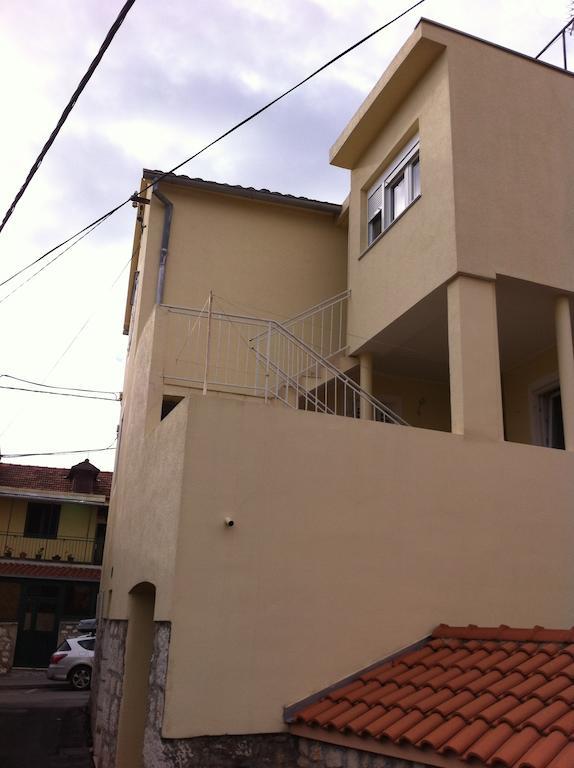 Studio Toma With Private Parking Place Šibenik Exterior foto